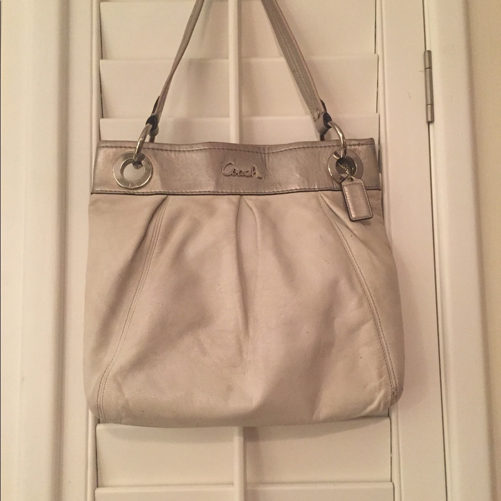 COACH PURSE WITH SILVER HARDWARE